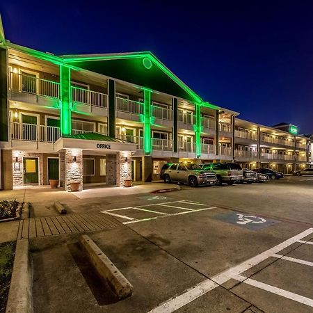 Hometowne Studios By Red Roof Dallas - Mesquite Exterior photo
