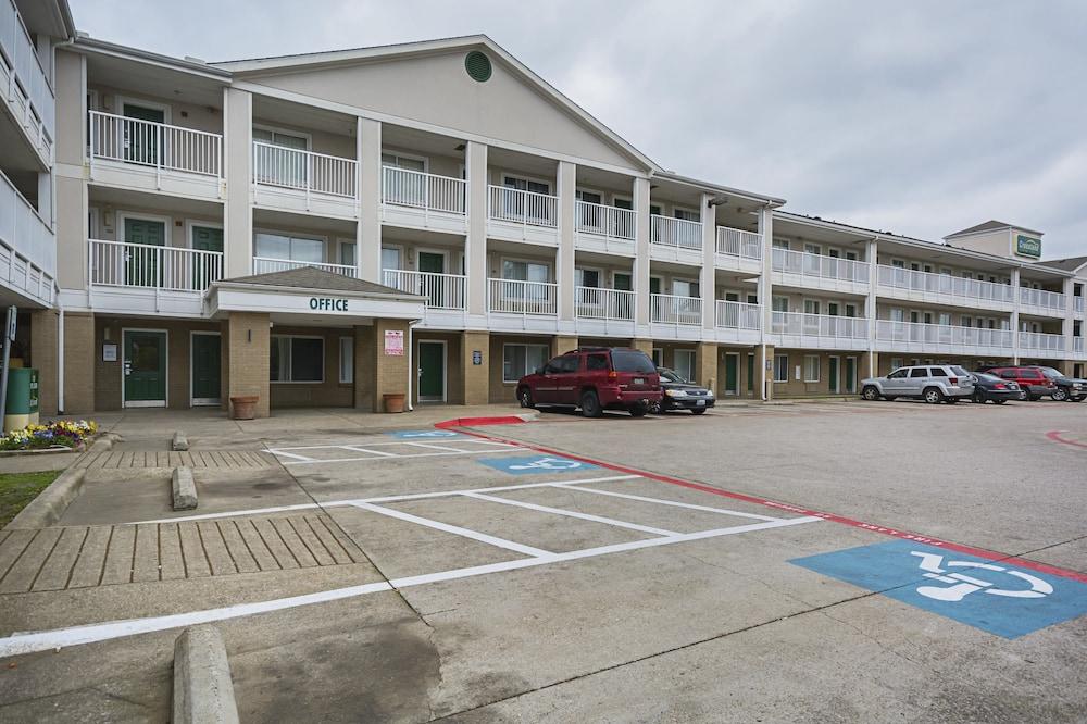 Hometowne Studios By Red Roof Dallas - Mesquite Exterior photo